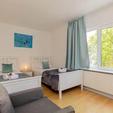 Lovely Family Holiday With Terrace Near The Beach Holiday home *